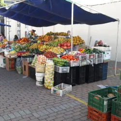 La Floresta Market - Cumbaya