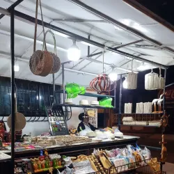 Local Artisanal Shops - La Libertad