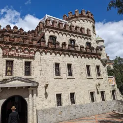 Puerta de la Ciudad - Loja