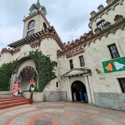 Puerta de la Ciudad - Loja