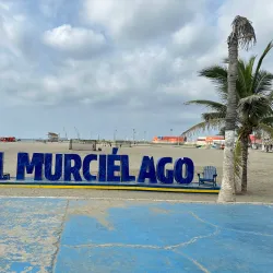El Murciélago Beach - Manta