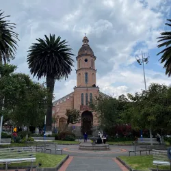 Parque Central de Otavalo - Otavalo