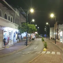 Plaza Charles Darwin - Puerto Ayora