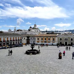 Plaza San Francisco - Quito