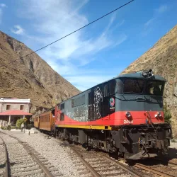 Train Ride to Nariz del Diablo (Devil's Nose) - Riobamba