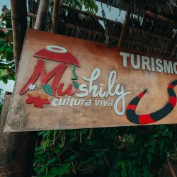 Centro Cultural Tsáchila - Santo Domingo