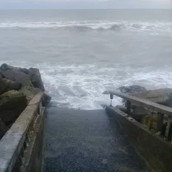 Playa de San Clemente - Ventanas