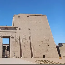 The Pyramids of Giza and the Great Sphinx - Cairo