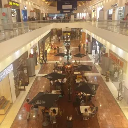 Centro Comercial La Gran Vía - Antiguo Cuscatlan