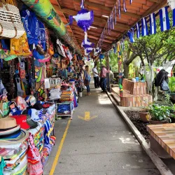 Mercado de Artesanías - Antiguo Cuscatlan
