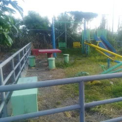 Parque Infantil Ayutuxtepeque - Ayutuxtepeque