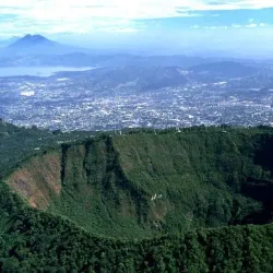 Volcanic Hiking Trails - Ilopango