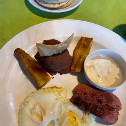 Traditional Salvadoran Cuisine Experiences - Jucuapa