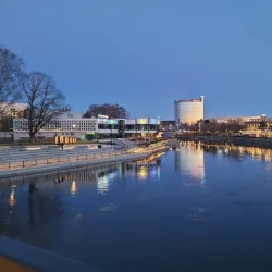 Emajõgi River Promenade - Tartu