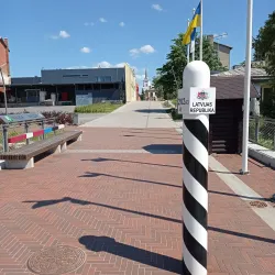 Twin Town Border Line - Valga