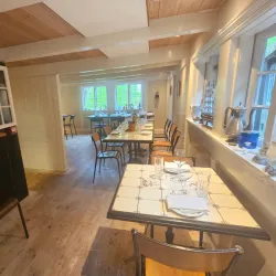 Local Seafood Restaurants - Leirvik