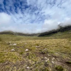 Nearby Cliffs and Viewpoints - Saltangara