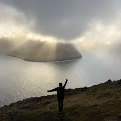 Nearby Cliffs and Viewpoints - Saltangara