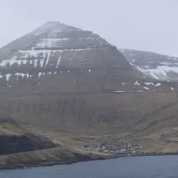 Funningsfjørður Fjord - Strendur