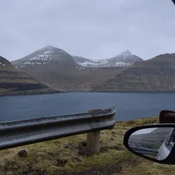 Funningsfjørður Fjord - Strendur