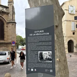 Place de la Révolution - Alès