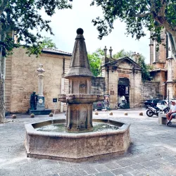 Place de la Révolution - Alès