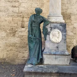 Place de la Révolution - Alès