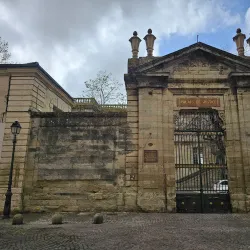 Place de la Révolution - Alès