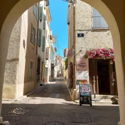 Antibes Cathedral (Cathédrale Notre-Dame de la Platea d'Antibes) - Antibes