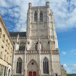 Saint-Omer Cathedral - Arrest