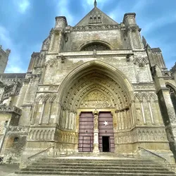 Saint-Omer Cathedral - Arrest