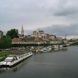 Yonne River Promenade - Auxerre