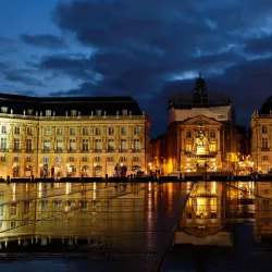 Place de la Bourse and the Water Mirror - Bordeaux