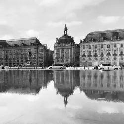Place de la Bourse and the Water Mirror - Bordeaux