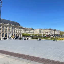 Place de la Bourse and the Water Mirror - Bordeaux