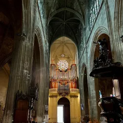 Saint-Michel Basilica and Market - Bordeaux