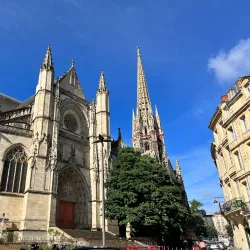 Saint-Michel Basilica and Market - Bordeaux