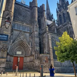 Clermont-Ferrand Cathedral (Cathédrale Notre-Dame-de-l'Assomption) - Clermont-Ferrand