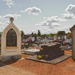 Cimetière de Courrieres - Courrieres (Courrières)