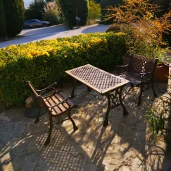 Place des Arcades - Fayence