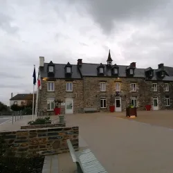 Guipry-Messac Town Hall - Guipry