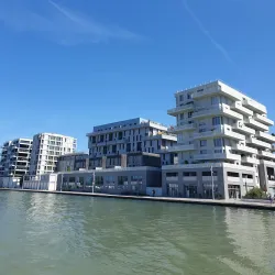 Le Canal de l'Ourcq - La Courneuve