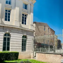 Place Saint-Pierre - Mâcon (Macon