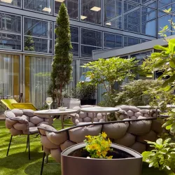 La Défense and Grande Arche - Nanterre