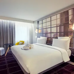 La Défense and Grande Arche - Nanterre