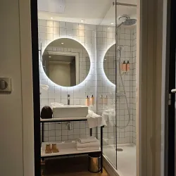 La Défense and Grande Arche - Nanterre