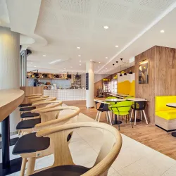 La Défense and Grande Arche - Nanterre