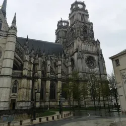 Orléans Cathedral (Cathédrale Sainte-Croix d'Orléans) - Orleans