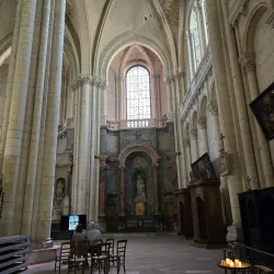 Poitiers Cathedral (Cathédrale Saint-Pierre de Poitiers) - Poitiers