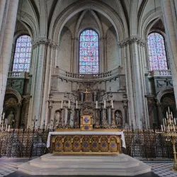 Poitiers Cathedral (Cathédrale Saint-Pierre de Poitiers) - Poitiers